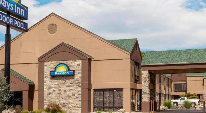 Days Inn Springfield South Exterior photo